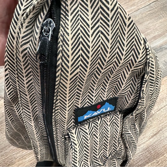 Kavu rope sling backpack bag - Picture 4 of 4